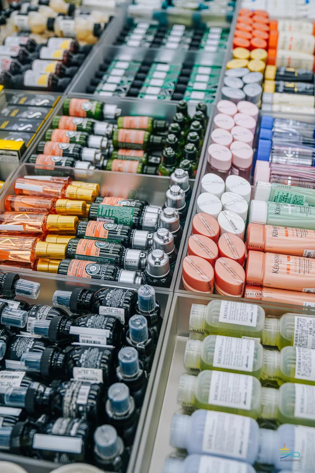 武汉大牌美妆品牌,黑洞高端美妆