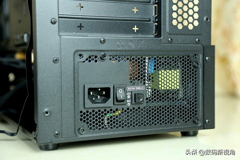 大牛拉小车的三轮摩托,大牛拉汽车视频