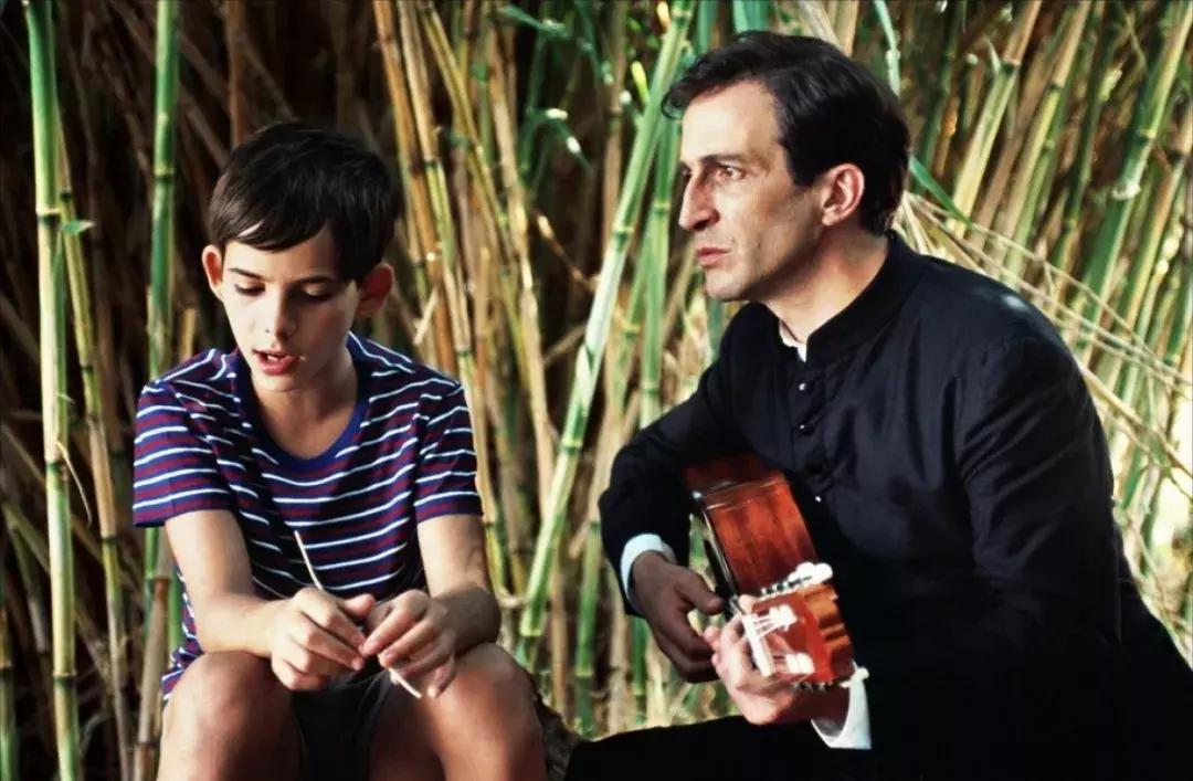 拍了40年*欲情**片，西班牙*欲情**大师阿莫多瓦居然又给观众带来惊喜