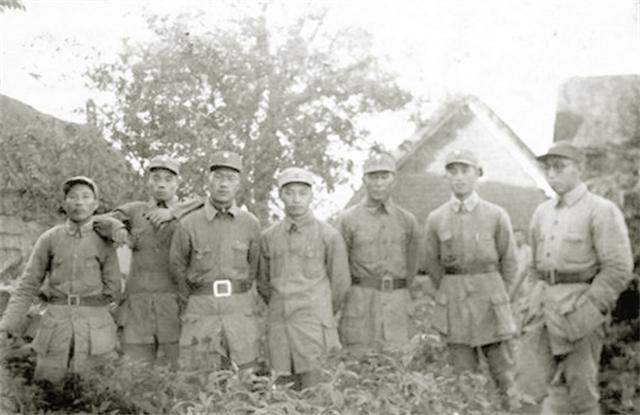 毛主席打算在延安接见一名旅长，多亏处长细心，识破他的真正身份