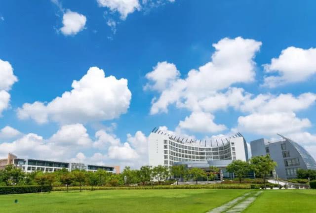 一本和二本的区别学费多少,一本与二本的区别一本学费多少