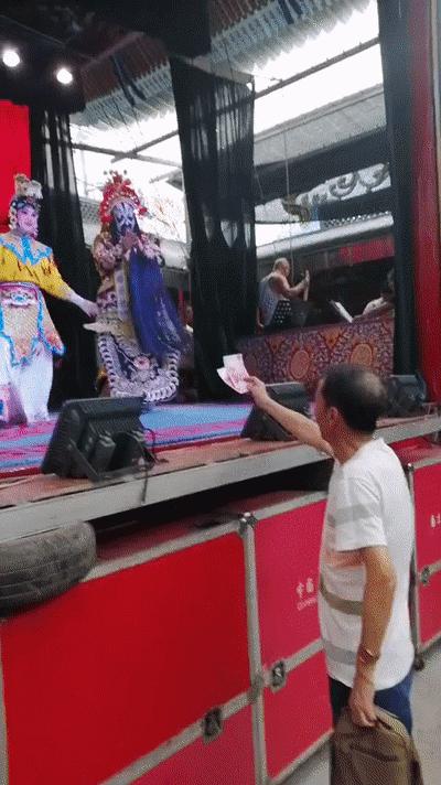 搞笑动图gif高清,搞笑动图gif熊猫