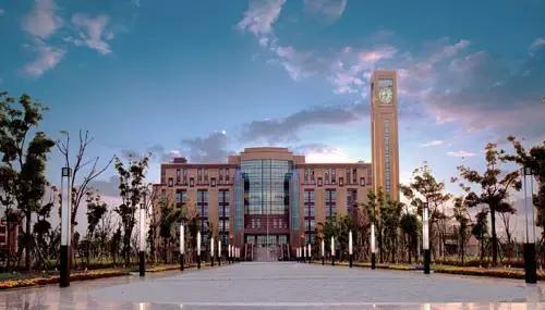 临港适合看书的地方,上海临港有没有读书的地方