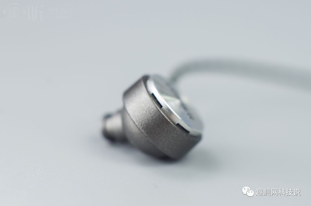 edifier漫步者头戴式经典版测评,edifier漫步者h297入耳式耳机测评