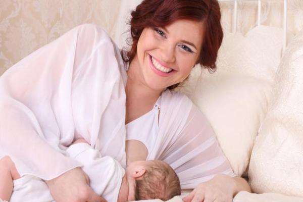 新妈妈奶胀但挤不出来怎么办,产后不哺乳如何保住乳房丰满