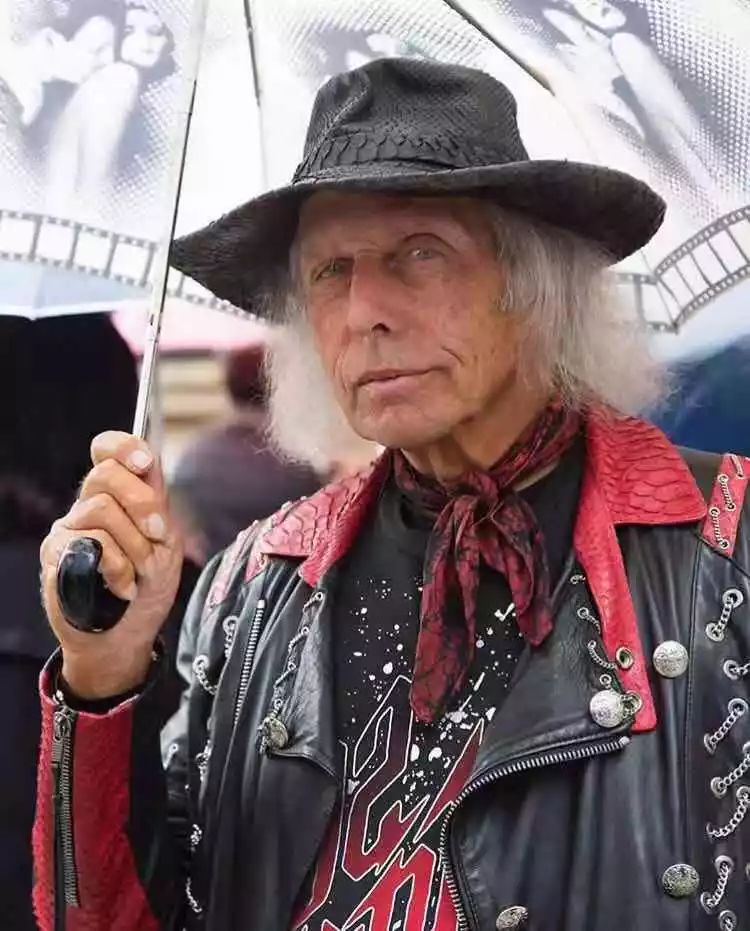 杜嘉班纳辱华事件公关例文,杜嘉班纳辱华事件观点