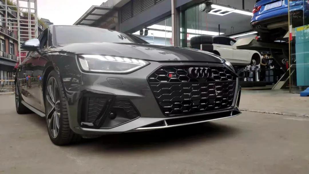 奥迪s4avant,奥迪s44.2