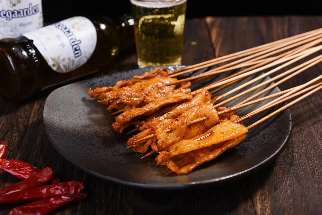 乐山龙游路何师烧烤,何师烧烤最新消息