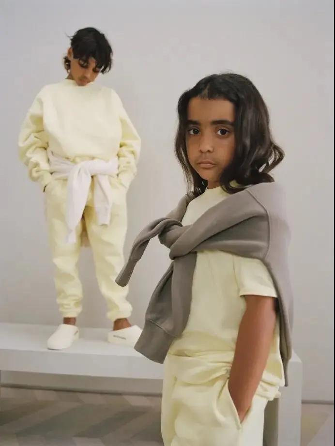 女版GD潮过陈冠希女儿？月入十万萌娃靠穿搭火爆ins