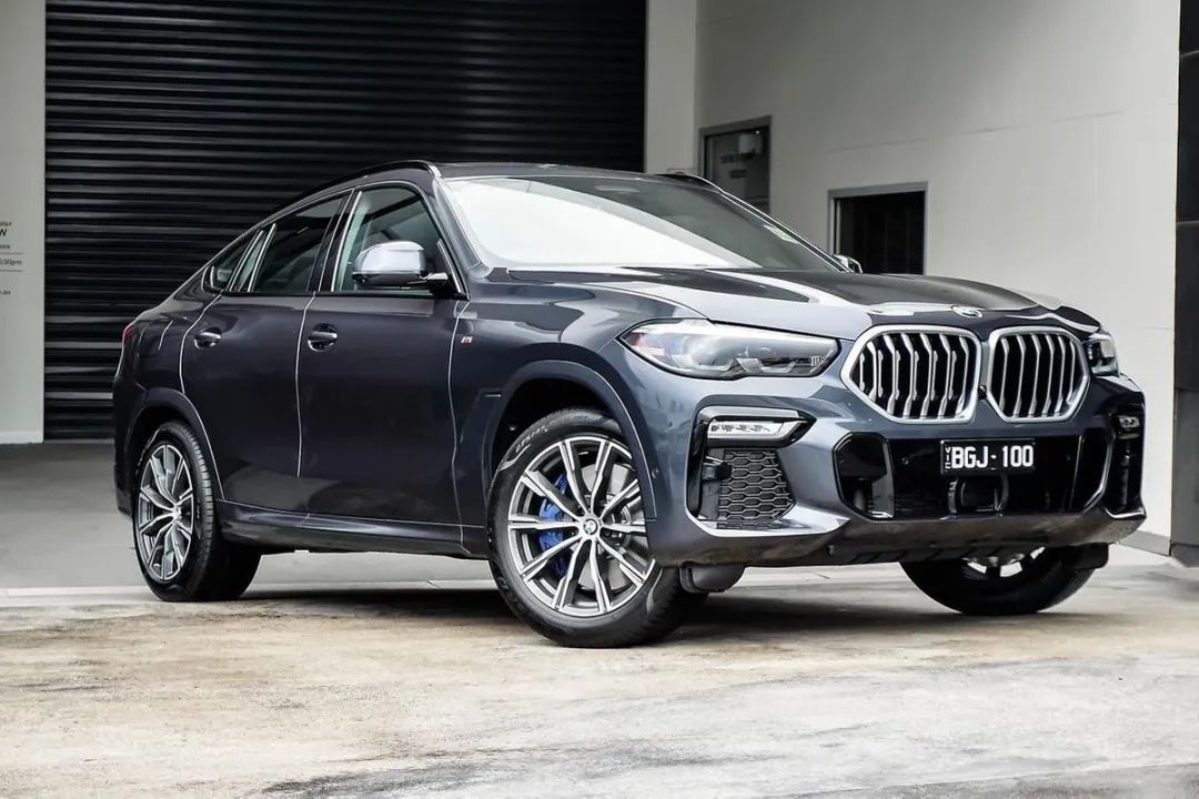 宝马x5和x6哪个更值得买,宝马x6二手车值不值得购买