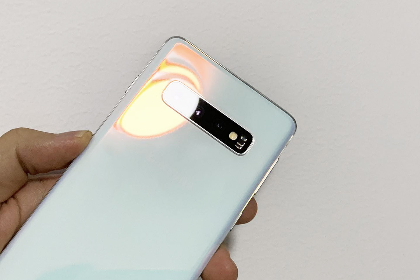 三星galaxys10的缺点优点 (三星galaxy s10怎么样2020年)