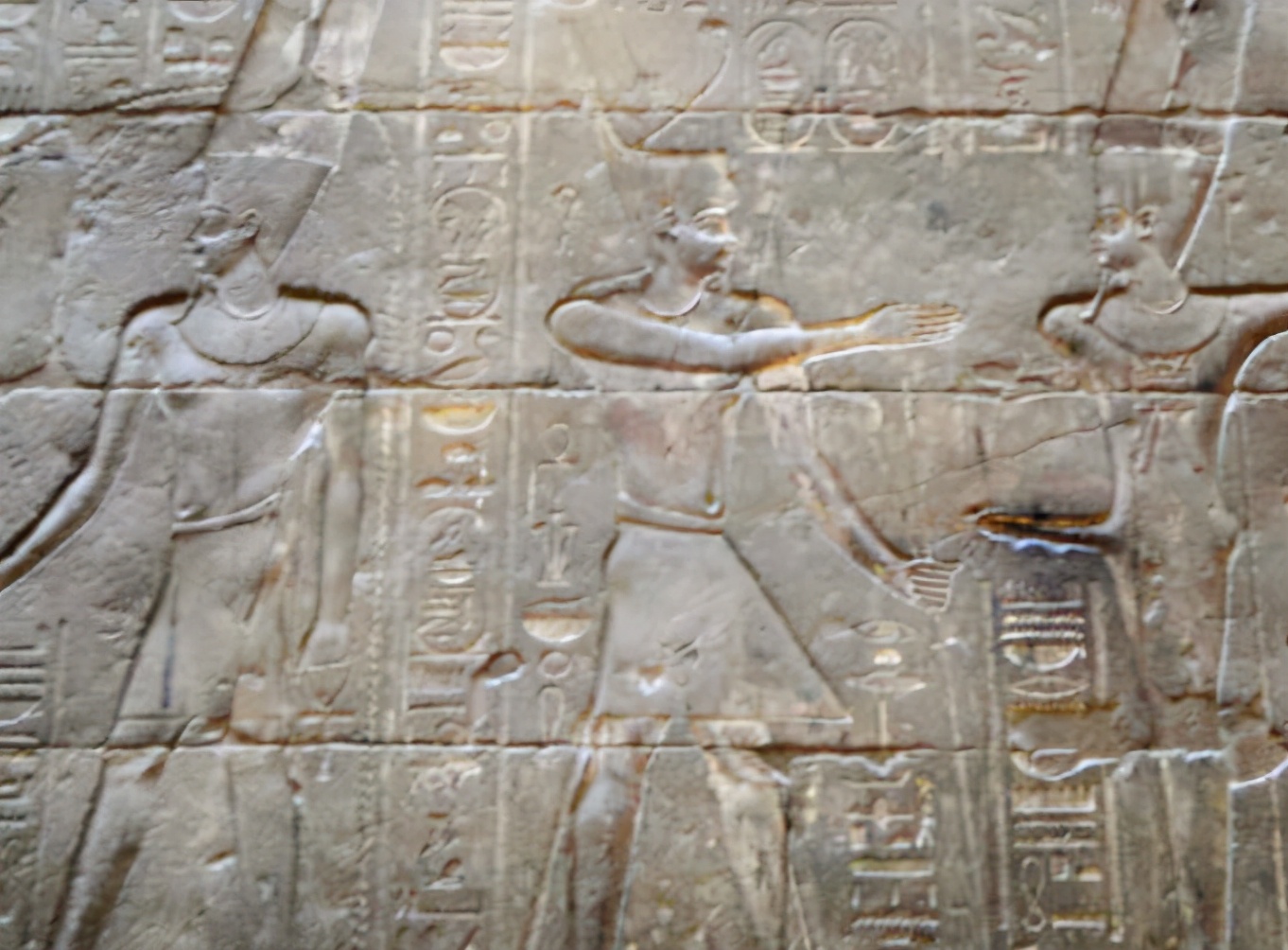 埃及卢克索神庙是世界文化遗产,埃及卢克索神庙是世界奇迹吗