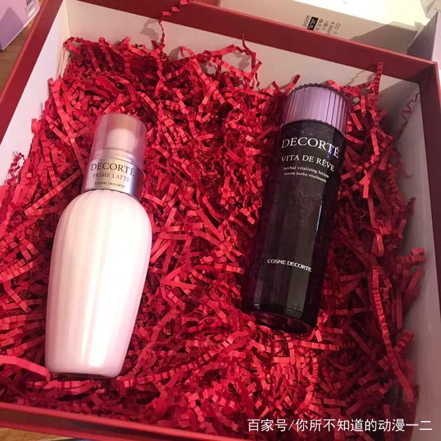 抗初老水乳推荐平价好用,李佳琦推荐水乳哪个好用