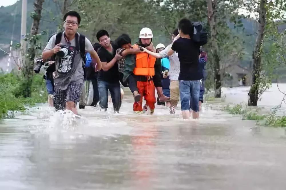记者是一种可怕的职业,记者是一个平凡而伟大的职业