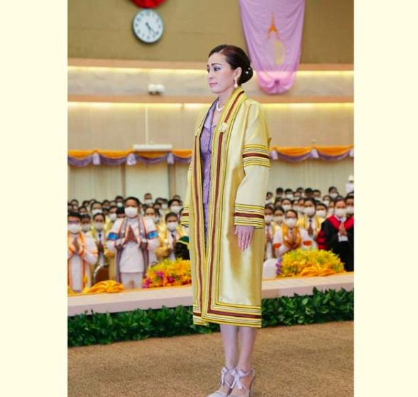 泰王20位忠诚美人,泰王20名嫔妃图片大全