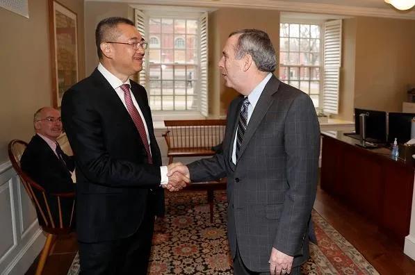 许家印辞去恒大地产董事长，恪守底线，姚振华称坚决兑付每一分钱