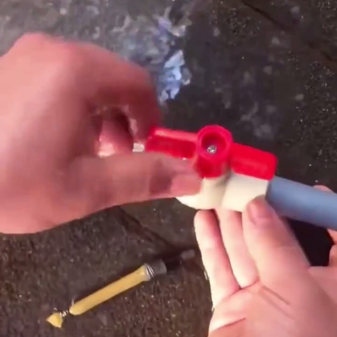 家里水管进水阀漏水各种修补方法,水管漏水关总阀有用吗