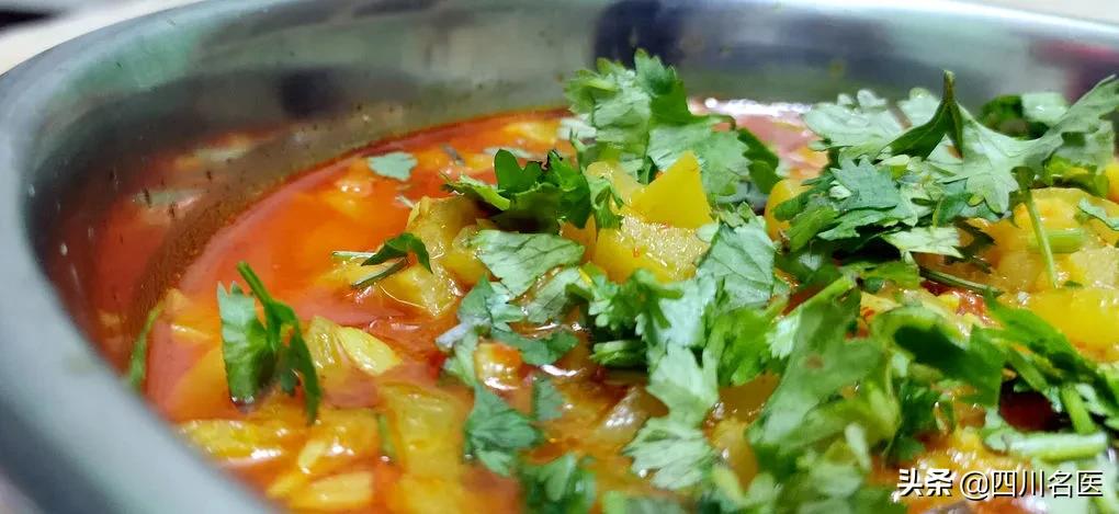 警惕！已有多人中毒！华西急诊科医生：这种发苦的家常菜不能吃！严重可致命