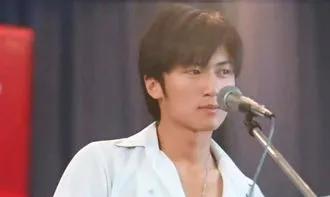 谢霆锋说谁和王菲是一样单纯的人,谢霆锋为什么会和王菲谈恋爱