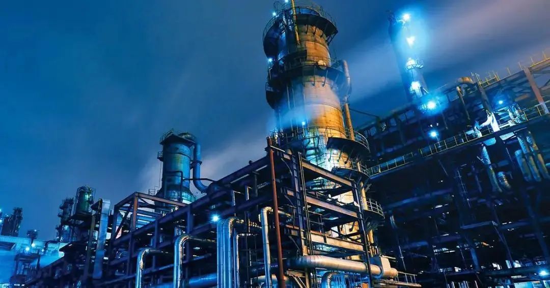 原油暴跌至负数怎么回事,原油宝买1万亏2.66亿是怎么算的