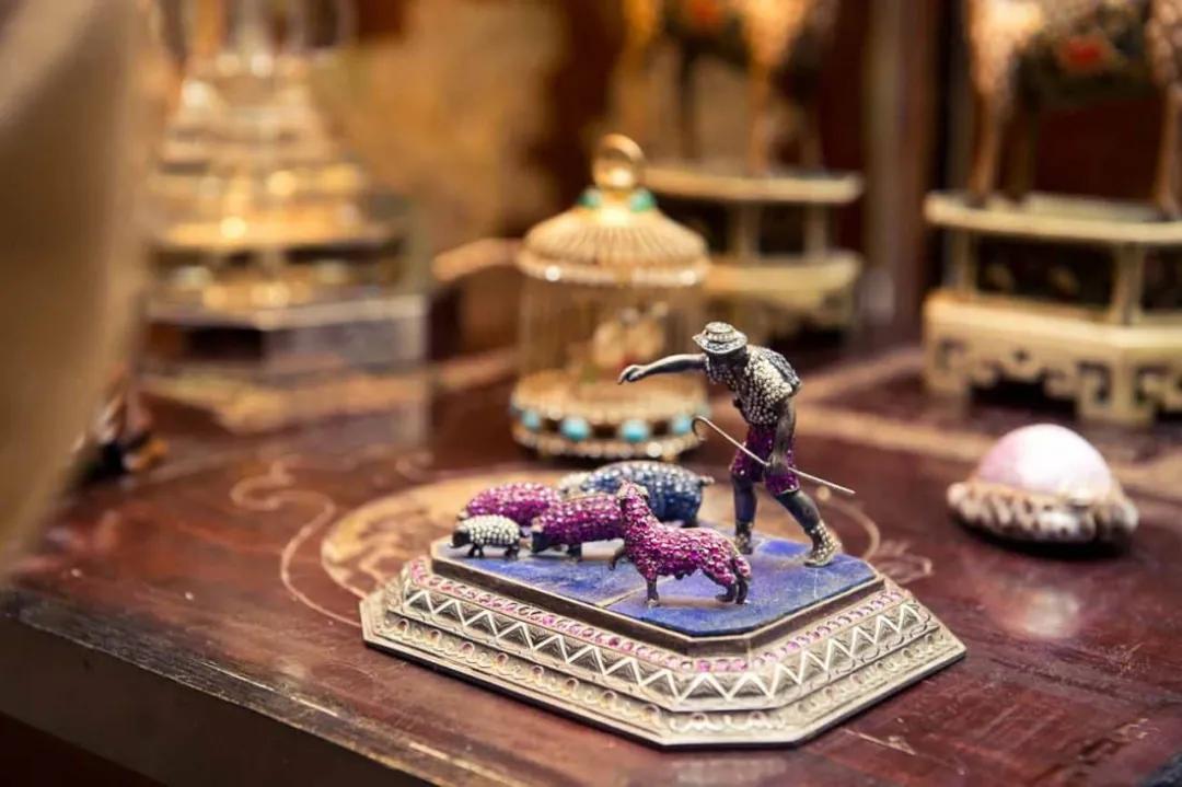 香奈儿模特上班,香奈儿模特工作日常