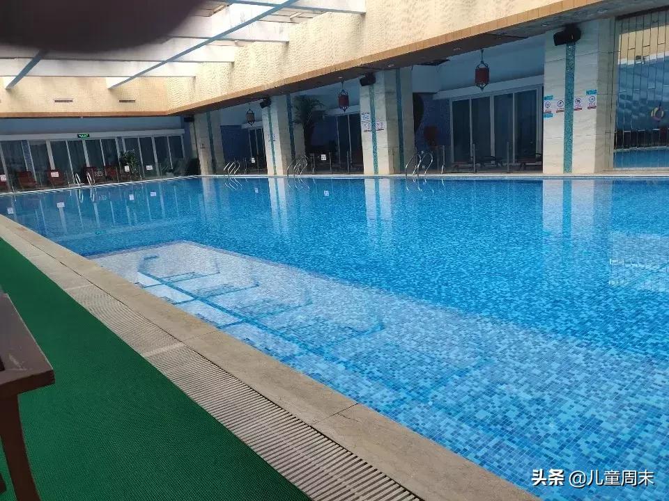 深圳游泳培训班哪家最好,深圳哪里有游泳培训班