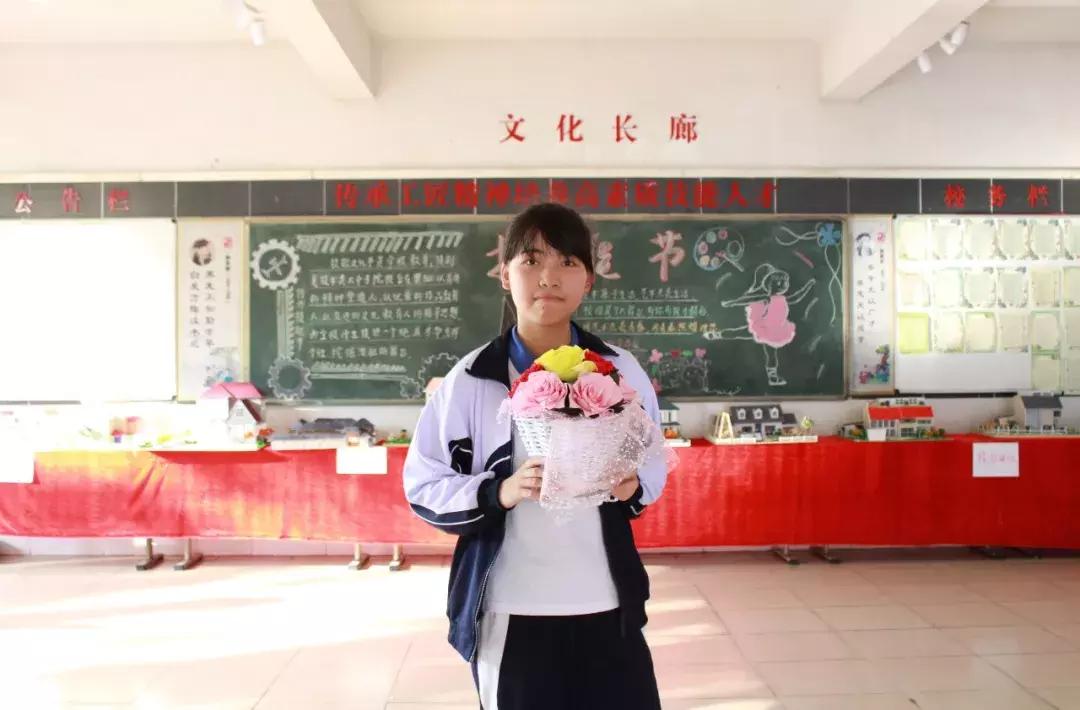 建筑模型设计学校,手工建筑模型大学