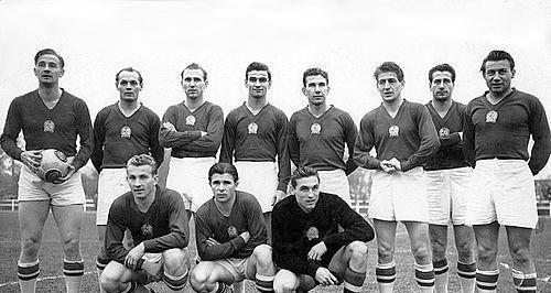 足坛十大黄金后卫,足坛十大黄金左脚第二名