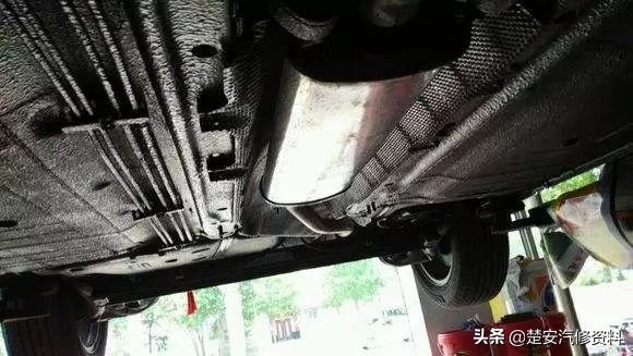 三分钟看懂底盘装甲的猫腻,底盘装甲能看得出喷了几瓶吗