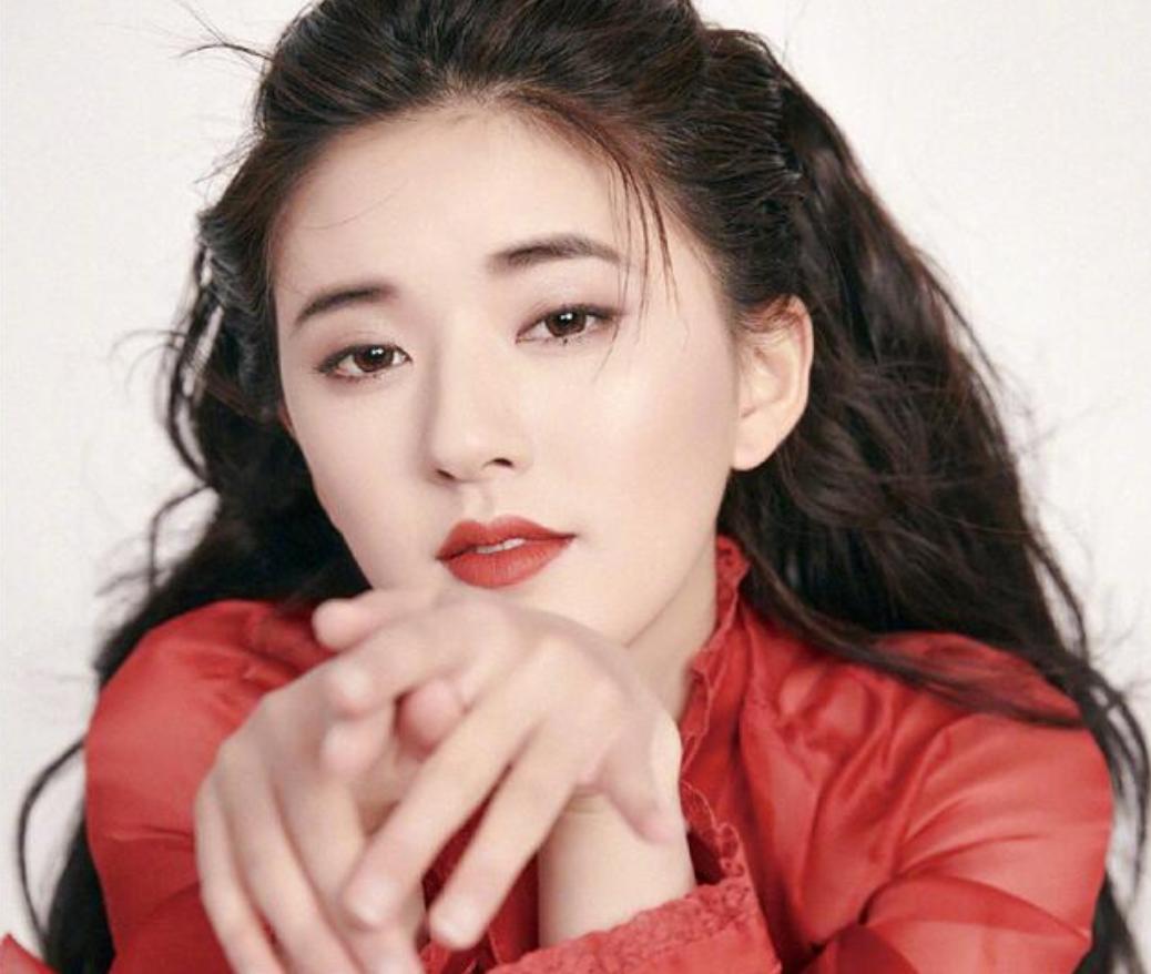 毛戈平给赵露思化妆,毛戈平给赵露思化妆视频