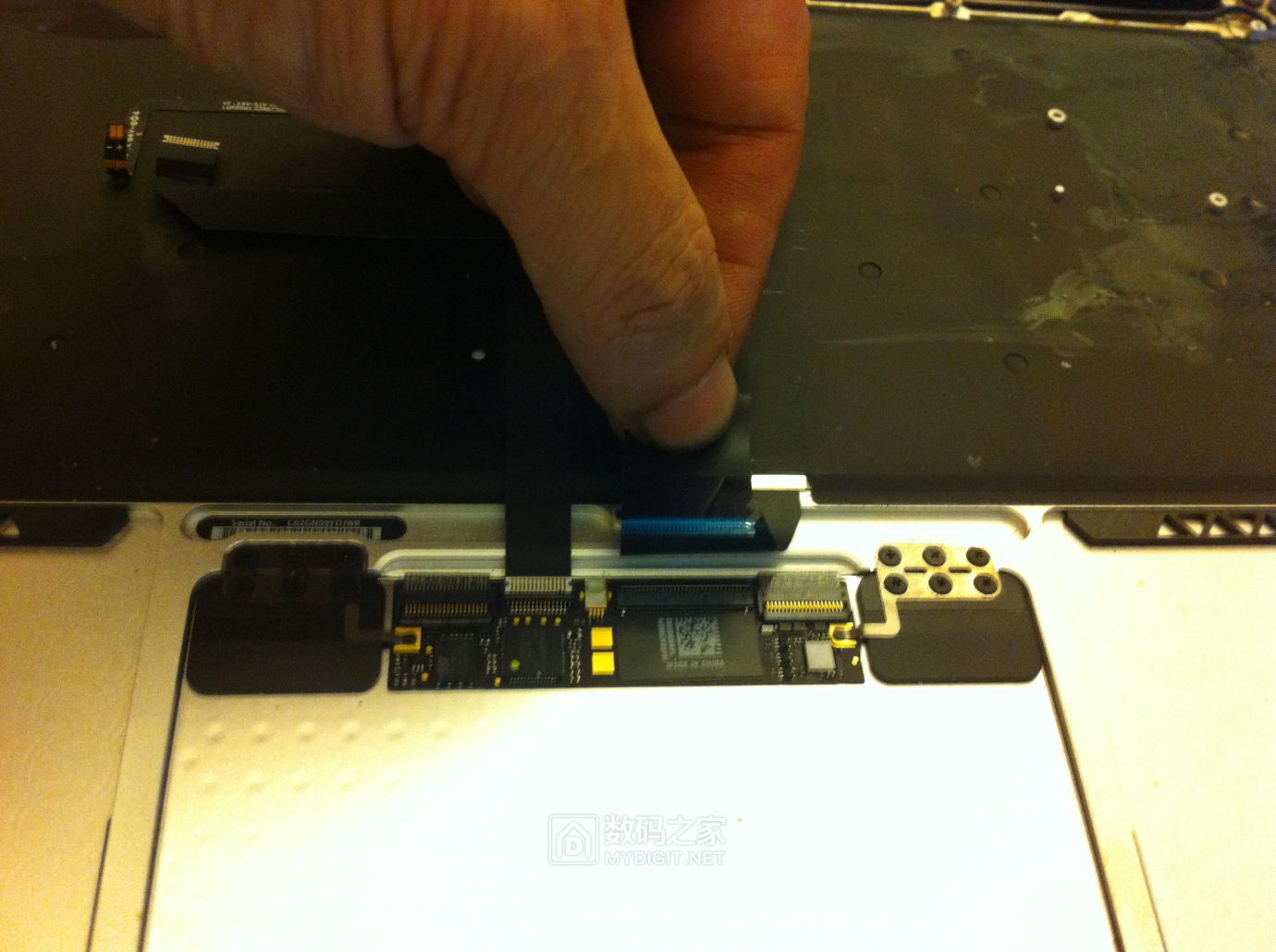 苹果笔记本macbookair7999,苹果笔记本11.6寸macbookaira1370