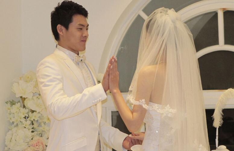 20岁女生嫁高富帅：到底什么样的姑娘才能跨越阶层，嫁入豪门？