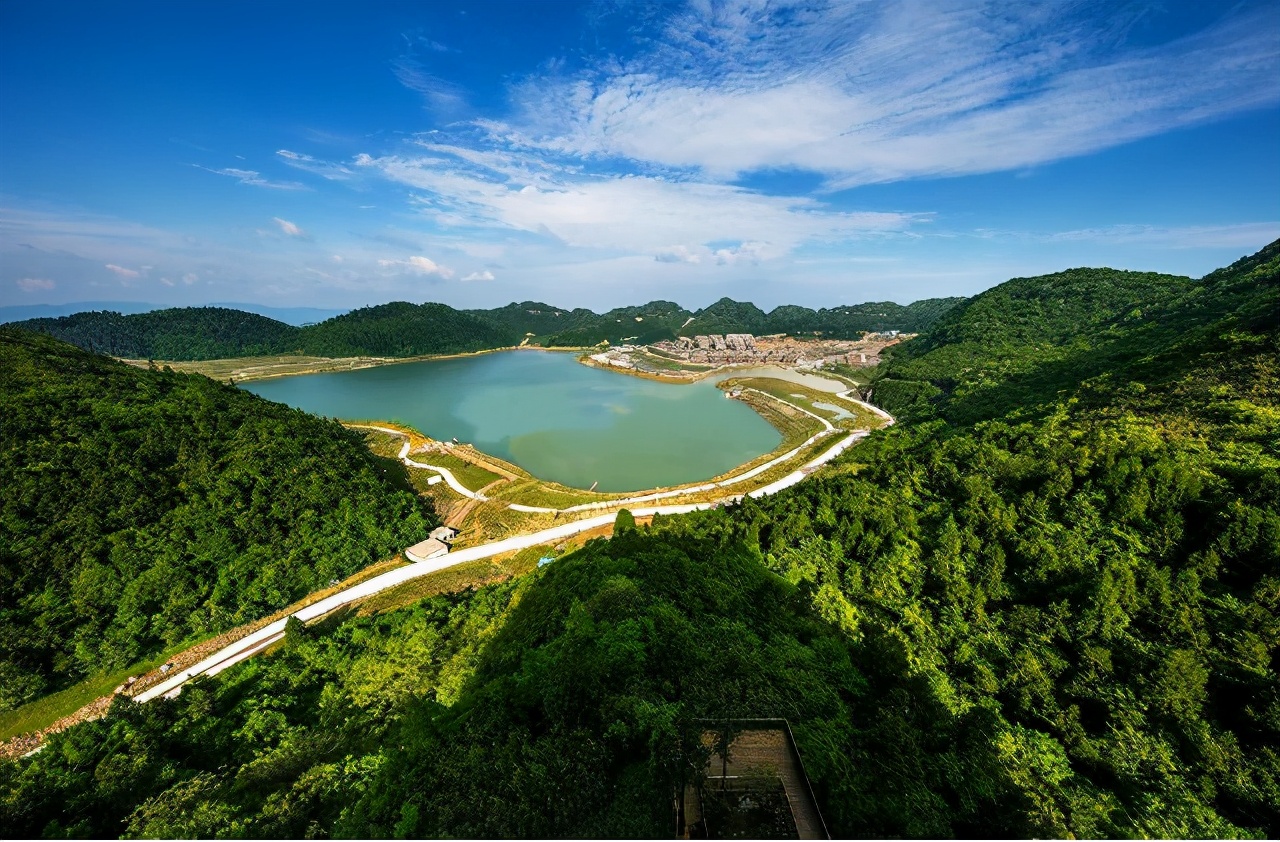 重庆人去哪里避暑最合适,重庆人适合出去避暑地方推荐