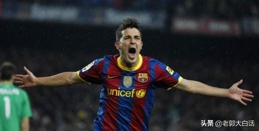 人设崩塌还是炒作？比利亚被曝性骚扰女实习生，“他每天都摸我”