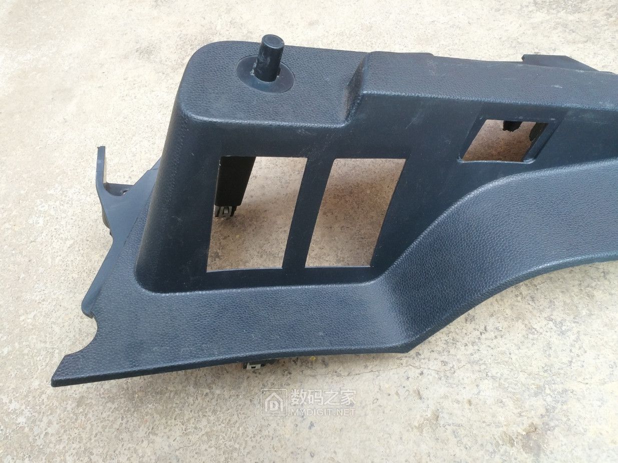 福特嘉年华点烟器插口改u盘,福特嘉年华车上的usb怎么更换