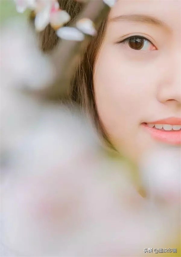 复古写真怎么拍出少女感,夏日少女感写真拍照pose