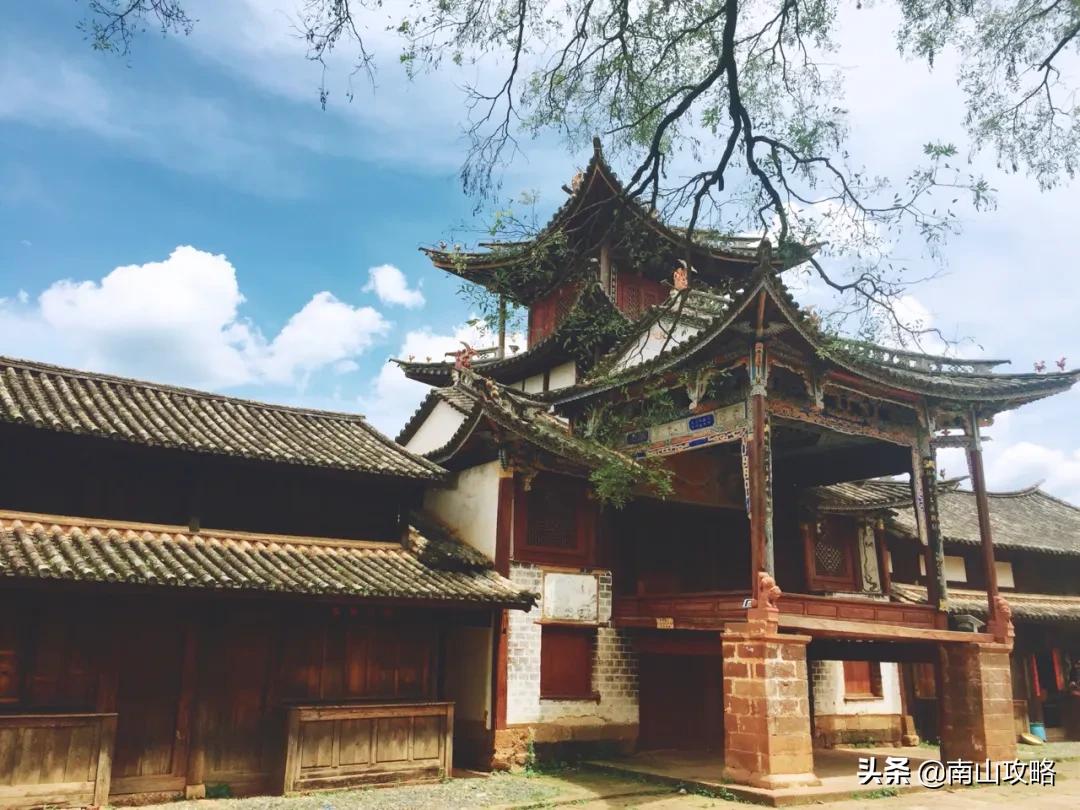 8月避暑推荐 (七月避暑人少的地方)