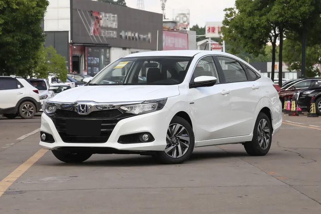 凌派1.0排量油耗10.7是什么原因,凌派2013款1.8l自动豪华版油耗多少