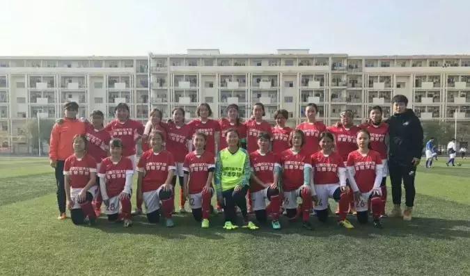 怒放女足,铿锵玫瑰美丽绽放女足夺冠