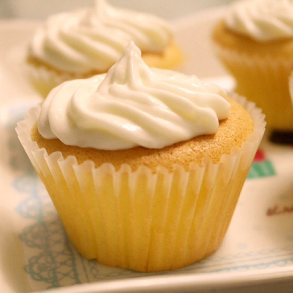 已经打发过头的淡奶油可以做什么,淡奶油打发了怎么补救