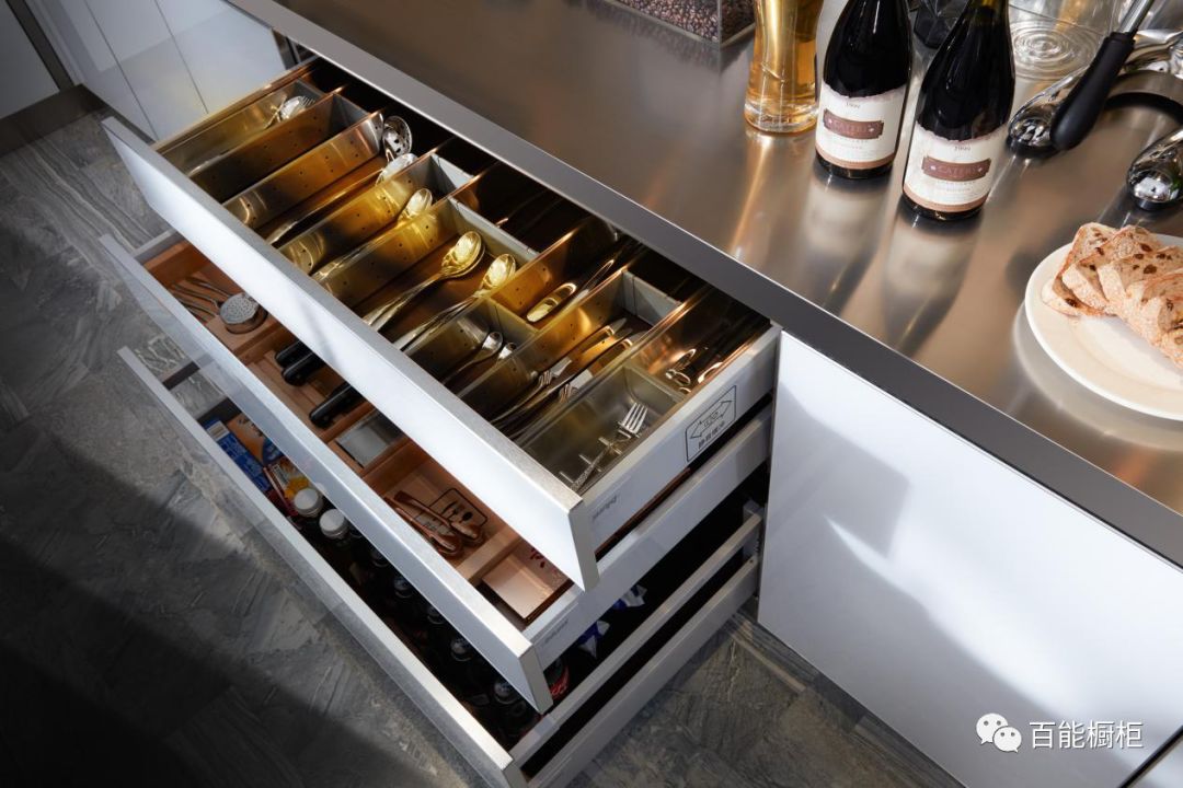 百能不锈钢高端橱柜设计,厨房不锈钢一体橱柜款式图