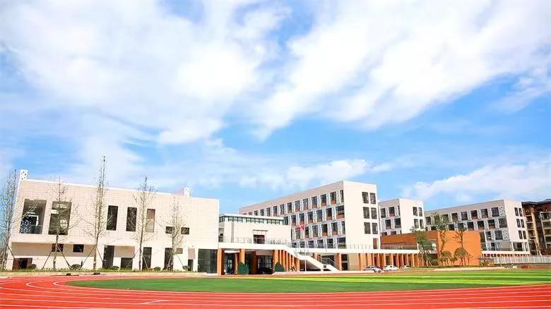 成都龙泉驿东山板块买房,成都龙泉驿区楼盘推荐