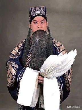 戏曲衣服的背面,戏剧戏曲服装