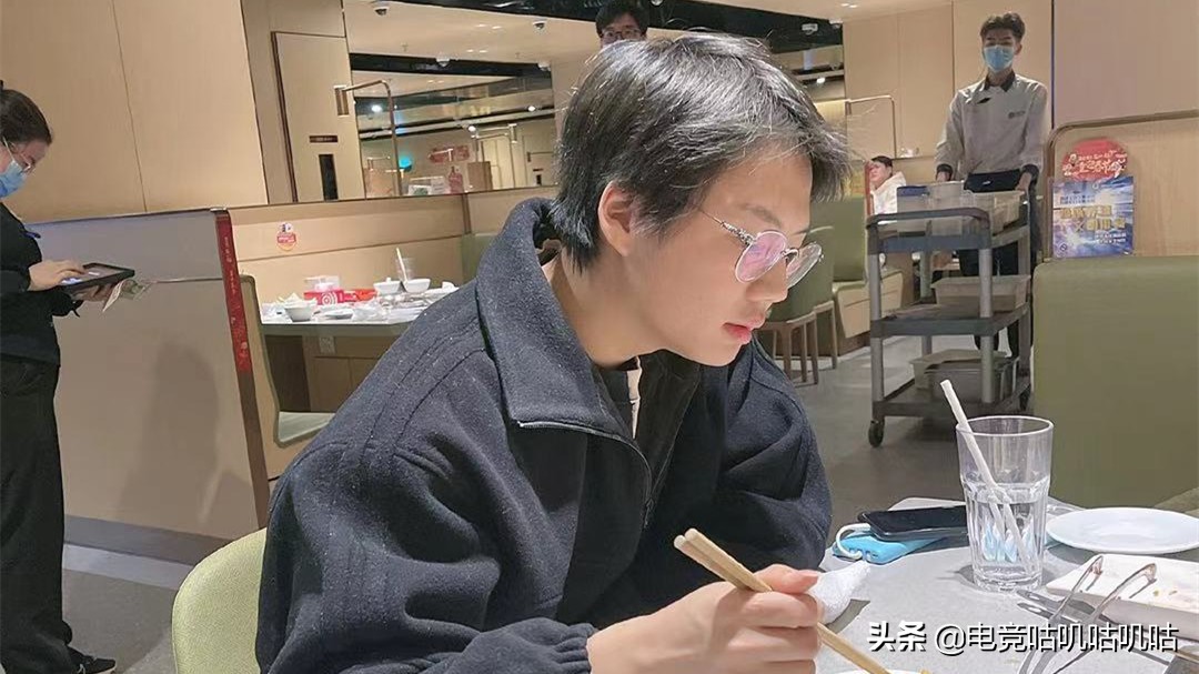 乐言有钱了吗,乐言回归ig