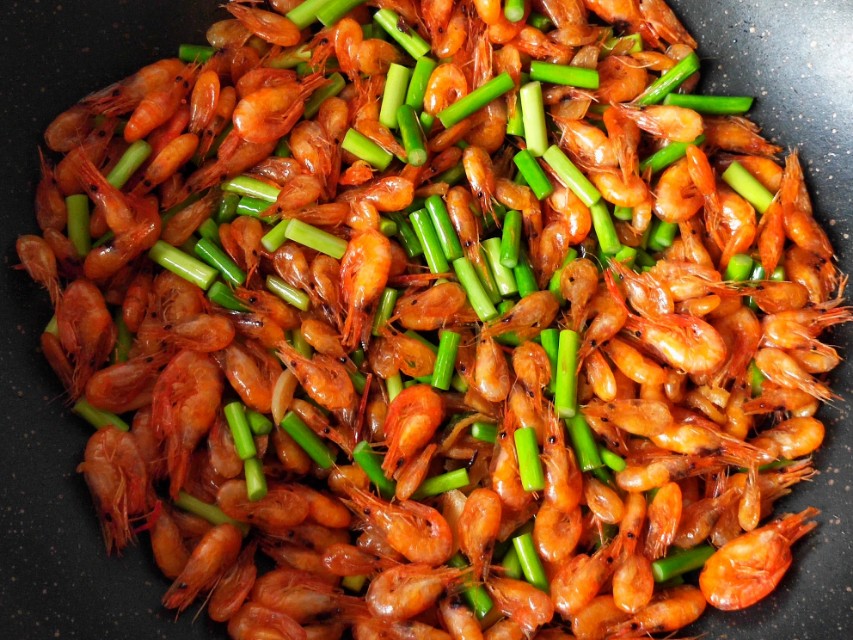 香酥小河虾老少皆宜的补钙佳品,传说中的香酥小河虾既补钙又美味