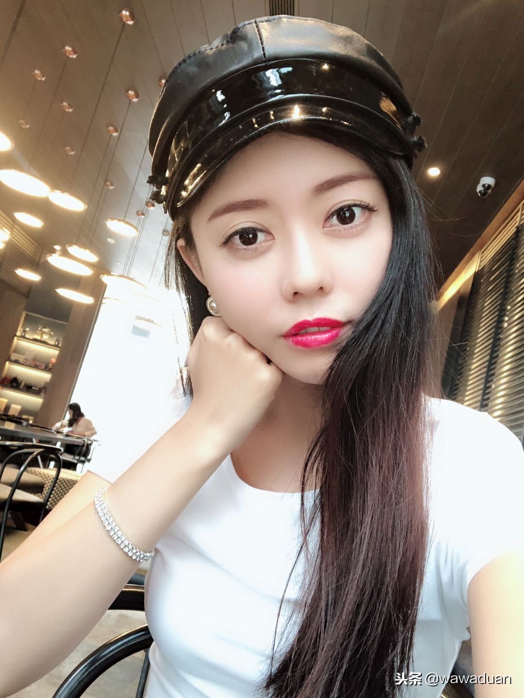 以貌取人的特征,以帽取人帽子怎么选