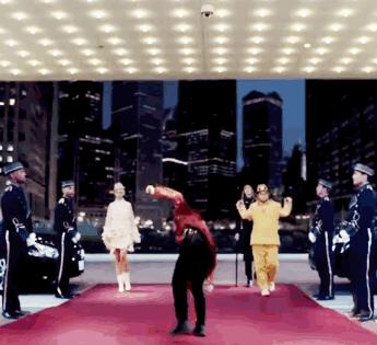 日本杰尼斯杂技男团,杰尼斯舞台杂技