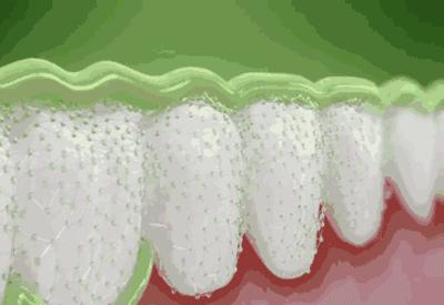 连同事都抢着试的高颜值口喷，用完嘴巴好清新，哈气都是香的