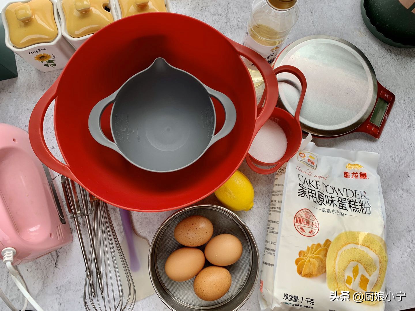 戚风蛋糕怎样做不开裂不塌陷,戚风蛋糕倒扣教学