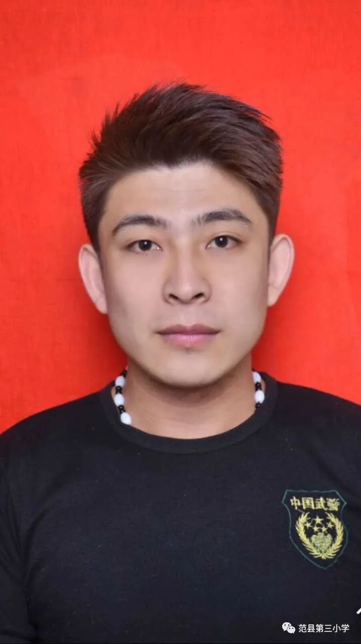 小学足球队挺进全市8强,范县第一小学足球队